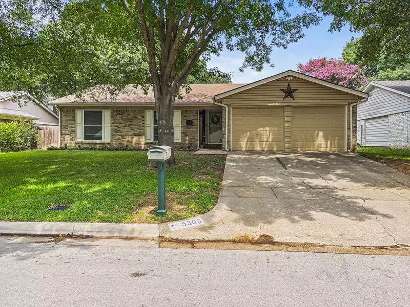 5305 Lansingford Trail, Arlington, TX 76017