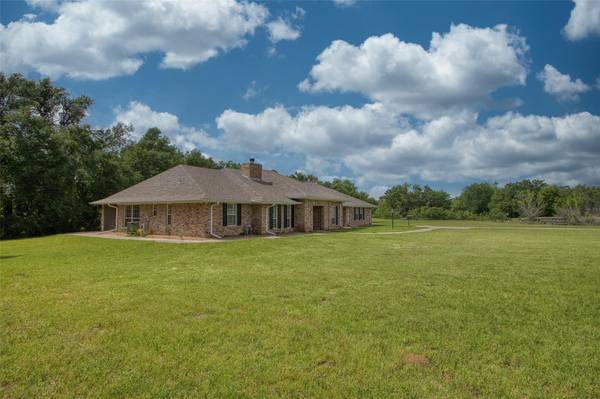 Fairfield, TX 75840,531 Troy Lane