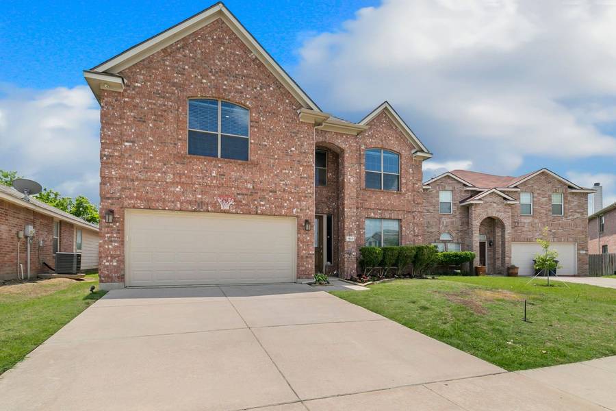 1600 Quail Springs Circle, Fort Worth, TX 76177