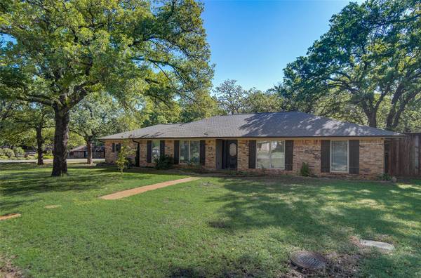 156 Redwood Drive, Highland Village, TX 75077