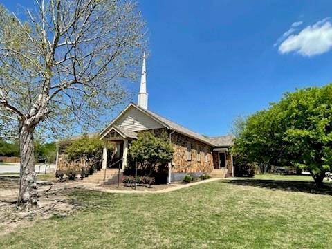 700 N Trinity Street, Decatur, TX 76234