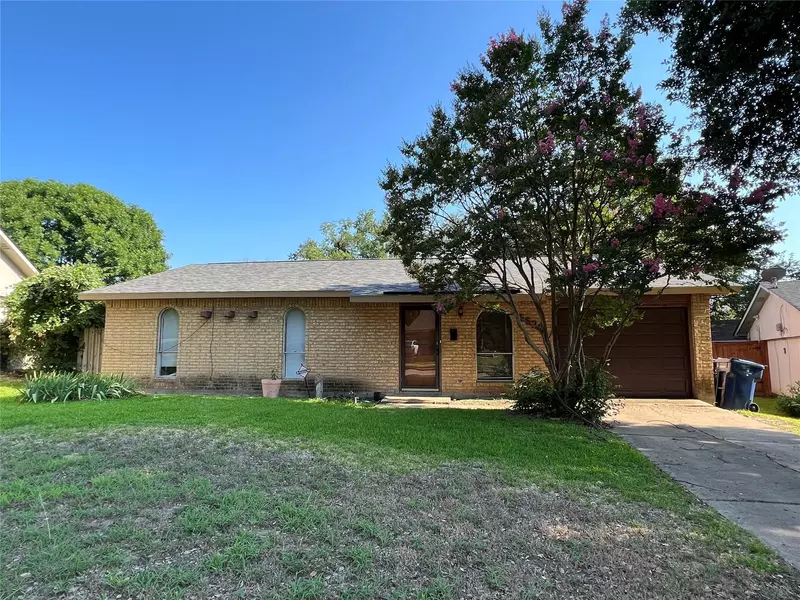 5620 Saddleback Road, Garland, TX 75043