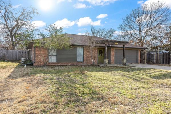 600 E Elm Street, Glen Rose, TX 76043