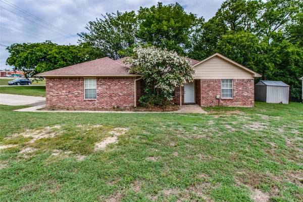 454 E Fulton Street, Van Alstyne, TX 75495