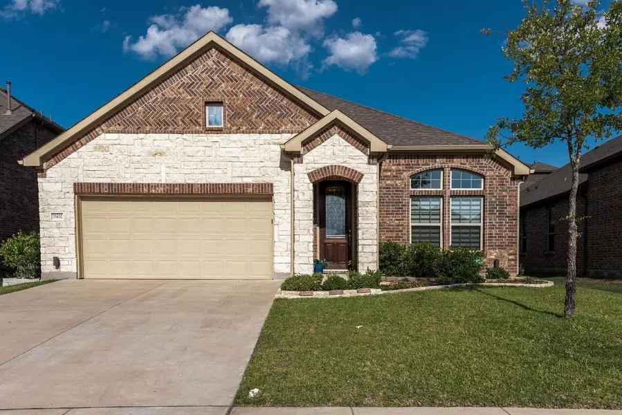 15432 Bluffdale Drive, Fort Worth, TX 76262