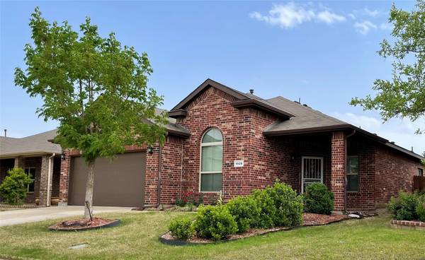 1920 Velarde Road, Fort Worth, TX 76131