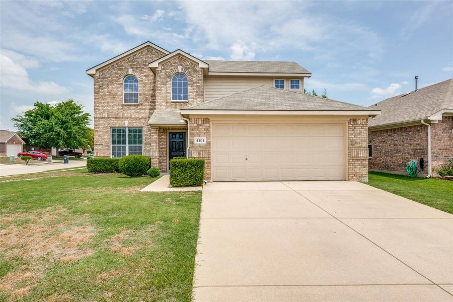 4101 Summerhill Lane, Fort Worth, TX 76244