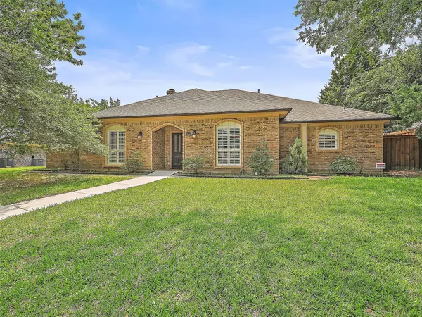 Dallas, TX 75243,10134 Cherry Tree Drive