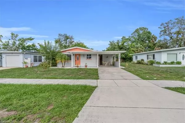 Fort Myers, FL 33901,3911 Maxine ST