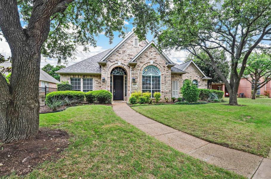 5687 Southern Hills Drive, Frisco, TX 75034