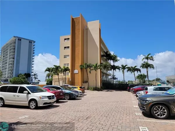 9 N Birch Rd  #102, Fort Lauderdale, FL 33304