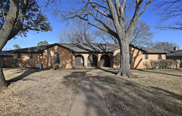 2600 Buckingham Drive, Denton, TX 76209