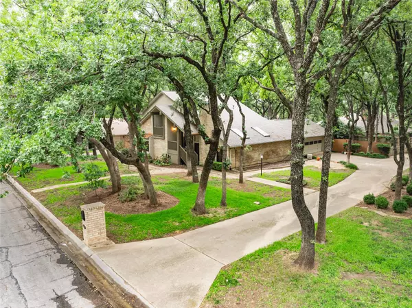 Denton, TX 76205,10 Timbergreen Circle