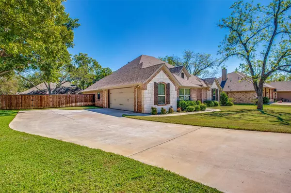 Granbury, TX 76049,9013 Pleasant Hill Drive