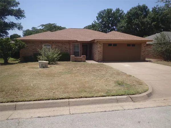 1864 Larkspur Drive, Arlington, TX 76013