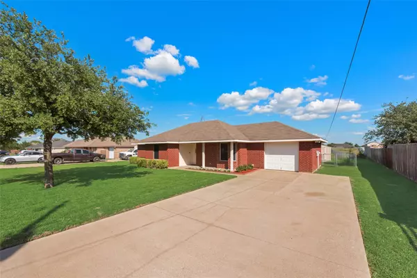 Palmer, TX 75152,427 Caloway Drive