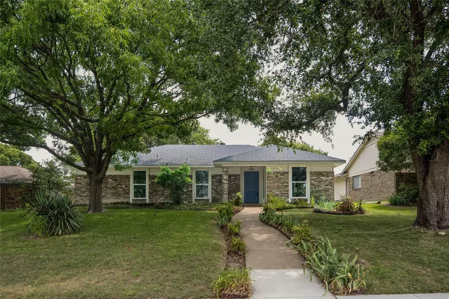 2214 Owens Boulevard, Richardson, TX 75082