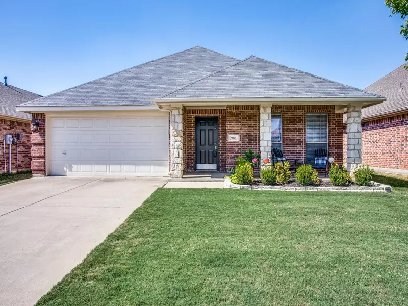 9071 Winding River Drive, Fort Worth, TX 76118