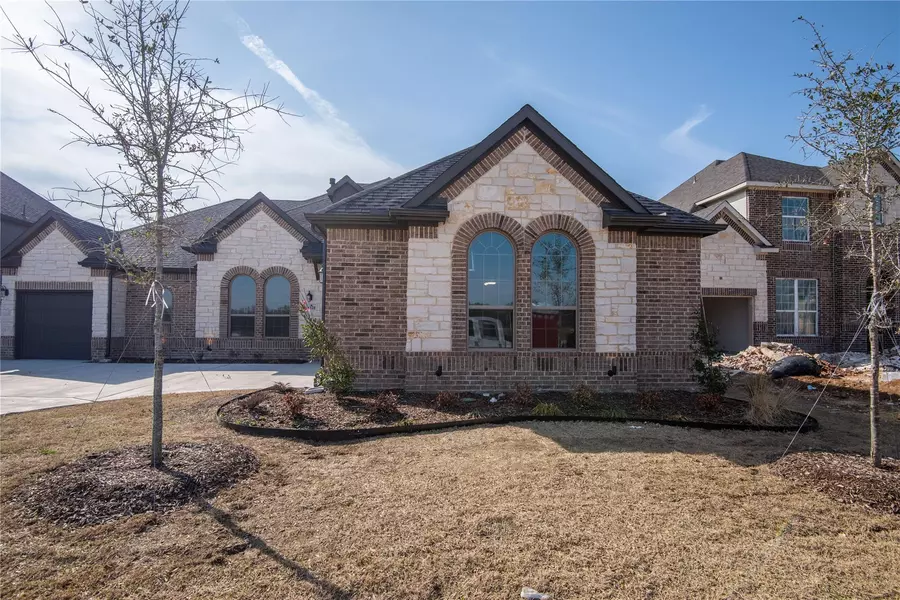 1028 Bandon Dunes Drive, Fort Worth, TX 76028