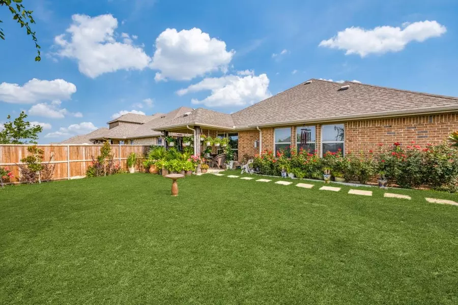 2071 Avondown Road, Forney, TX 75126