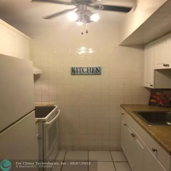 Miami, FL 33162,15600 NE 6th Ave  #12A