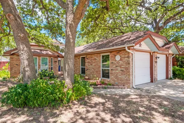 Grand Prairie, TX 75050,309 Post Oak Drive