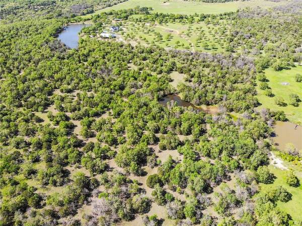 210 Wilson Bend Road,  Millsap,  TX 76066