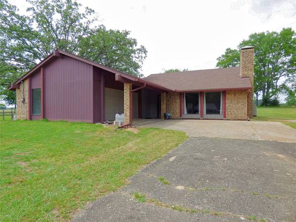 6377 Pinewood Drive, Gilmer, TX 75645