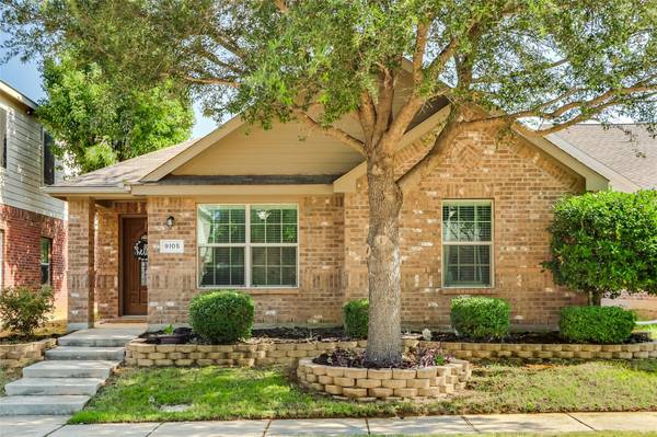 9105 Spurs Trail, Cross Roads, TX 76227