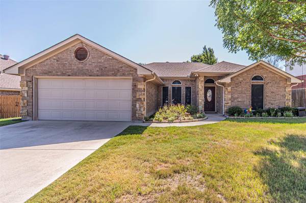 306 Carlisle Drive,  Weatherford,  TX 76085