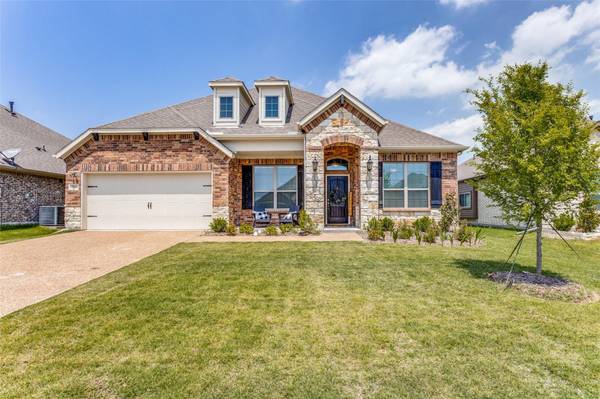 2811 Diamondback Drive, Melissa, TX 75454