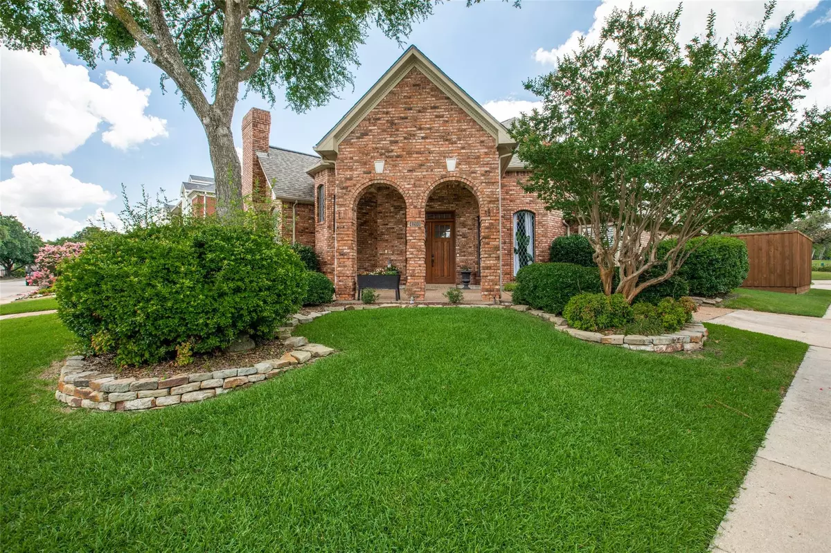 Dallas, TX 75287,4203 Shadow Glen Drive