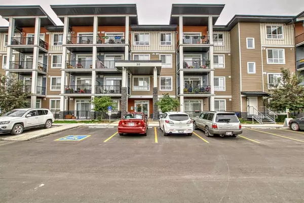 Calgary, AB t2x 4m9,30 Walgrove WALK SE #411