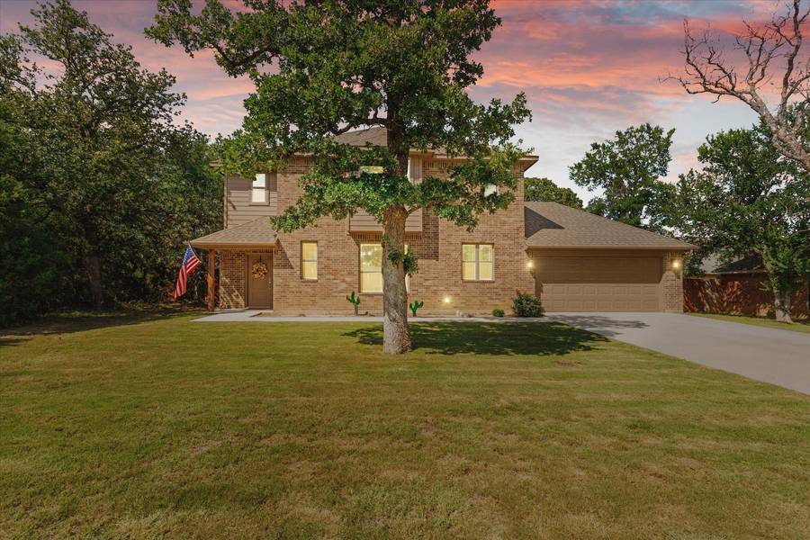 3800 Juniper Court, Granbury, TX 76048