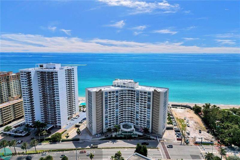 Hallandale Beach, FL 33009,3180 S Ocean Dr  #821