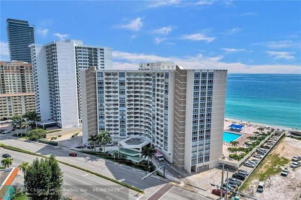 Hallandale Beach, FL 33009,3180 S Ocean Dr  #821