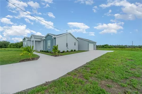 9022 Bamboo CIR, Labelle, FL 33935