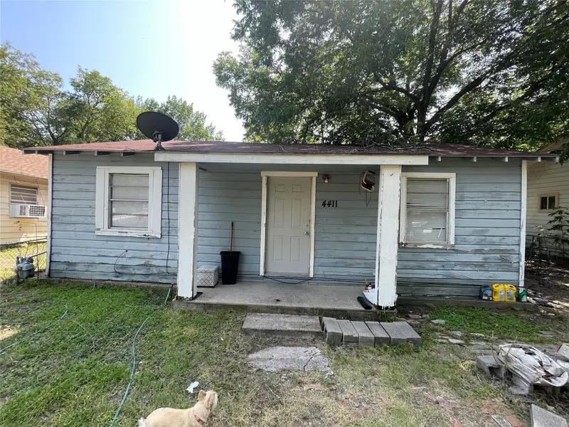 4411 Highland Street, Lancaster, TX 75134