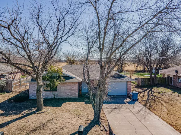 Granbury, TX 76049,3941 Country Meadows Circle