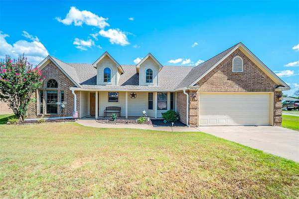 4036 Country Meadows Circle, Granbury, TX 76049