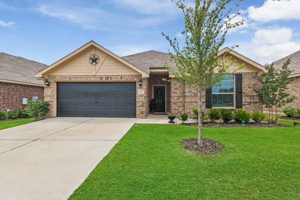 106 Magnolia Drive, Sanger, TX 76266