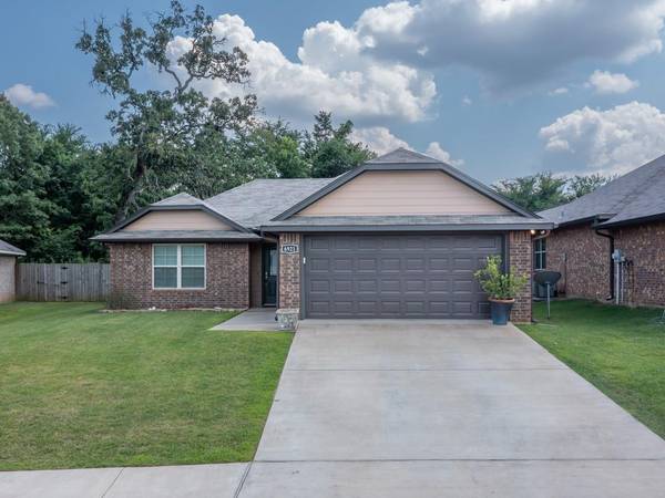 6921 Vernado Drive, Flint, TX 75762