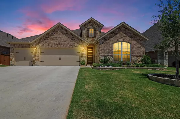 2105 Cloverfern Way,  Haslet,  TX 76052