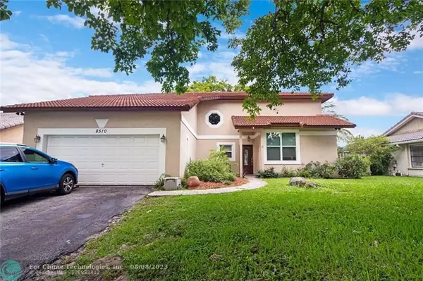 8510 NW 21st St, Coral Springs, FL 33071