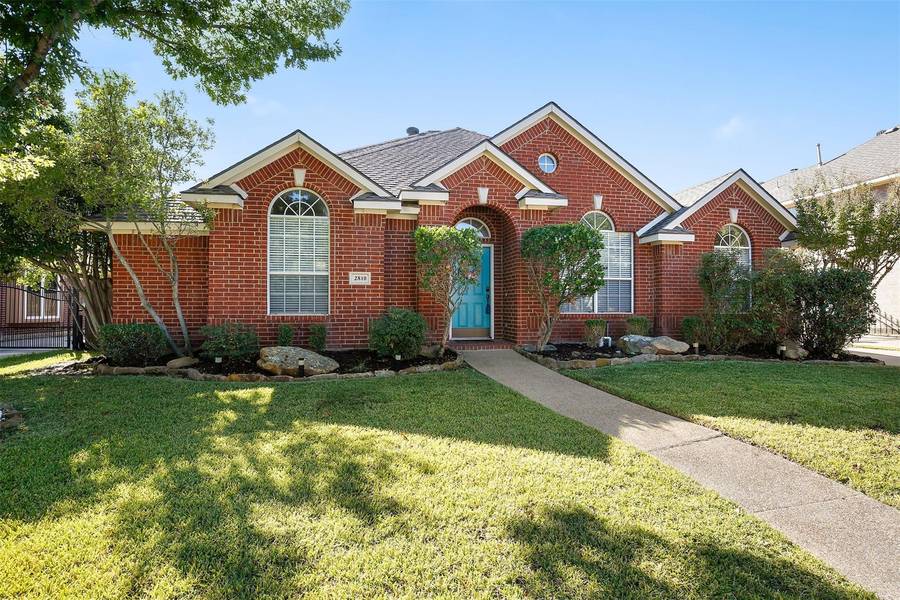 2810 Country Glen Lane, Keller, TX 76248