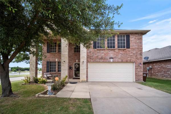 2805 Desert Drive, Denton, TX 76210