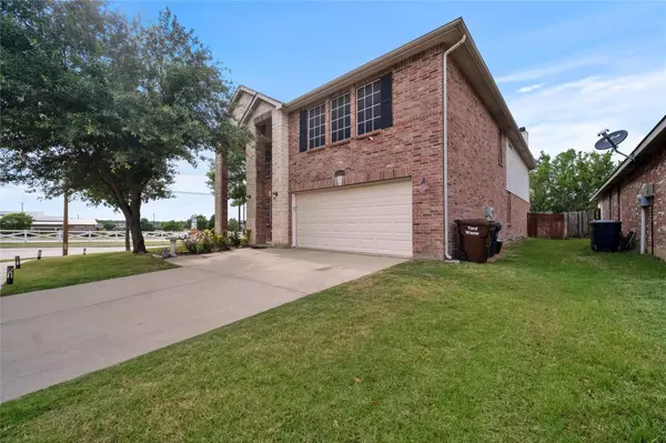 Denton, TX 76210,2805 Desert Drive