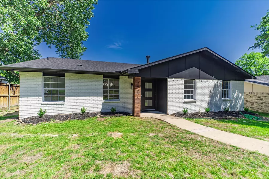 2921 Emberwood Drive, Garland, TX 75043