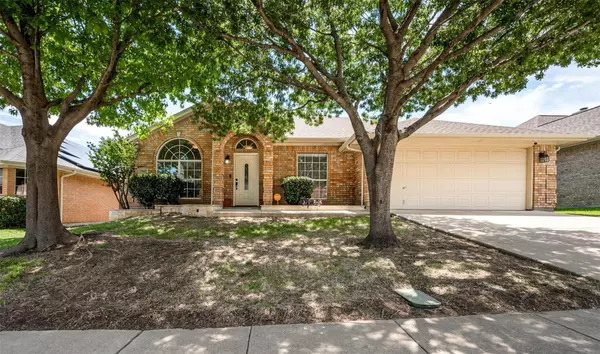 7917 Nighthawk Trail, Arlington, TX 76002