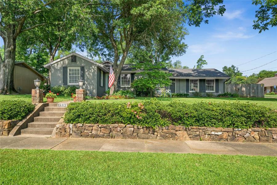 1403 S Robertson Avenue, Tyler, TX 75701